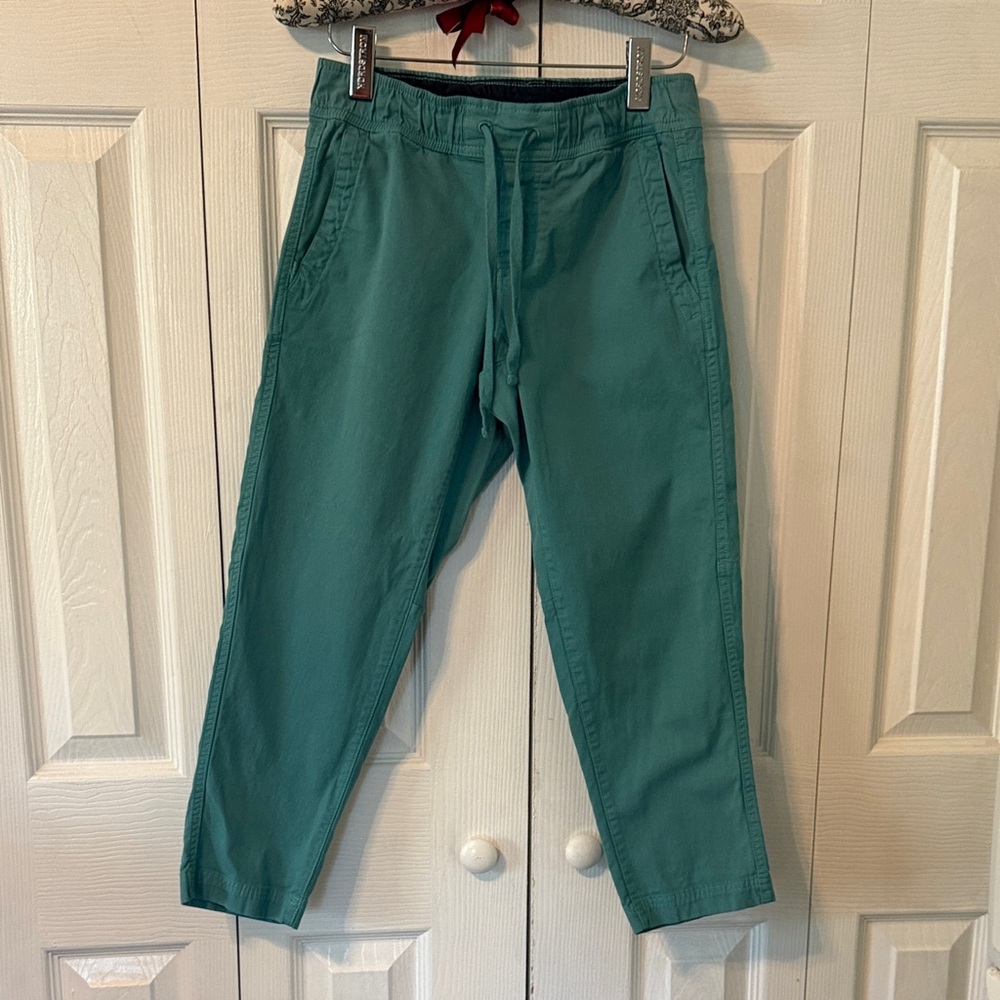 The North Face Women’s Green Capri pants Sz XS